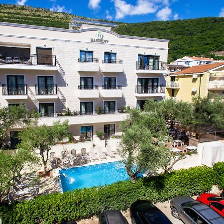 Hotel Harmony By Aycon Petrovac Exterior photo