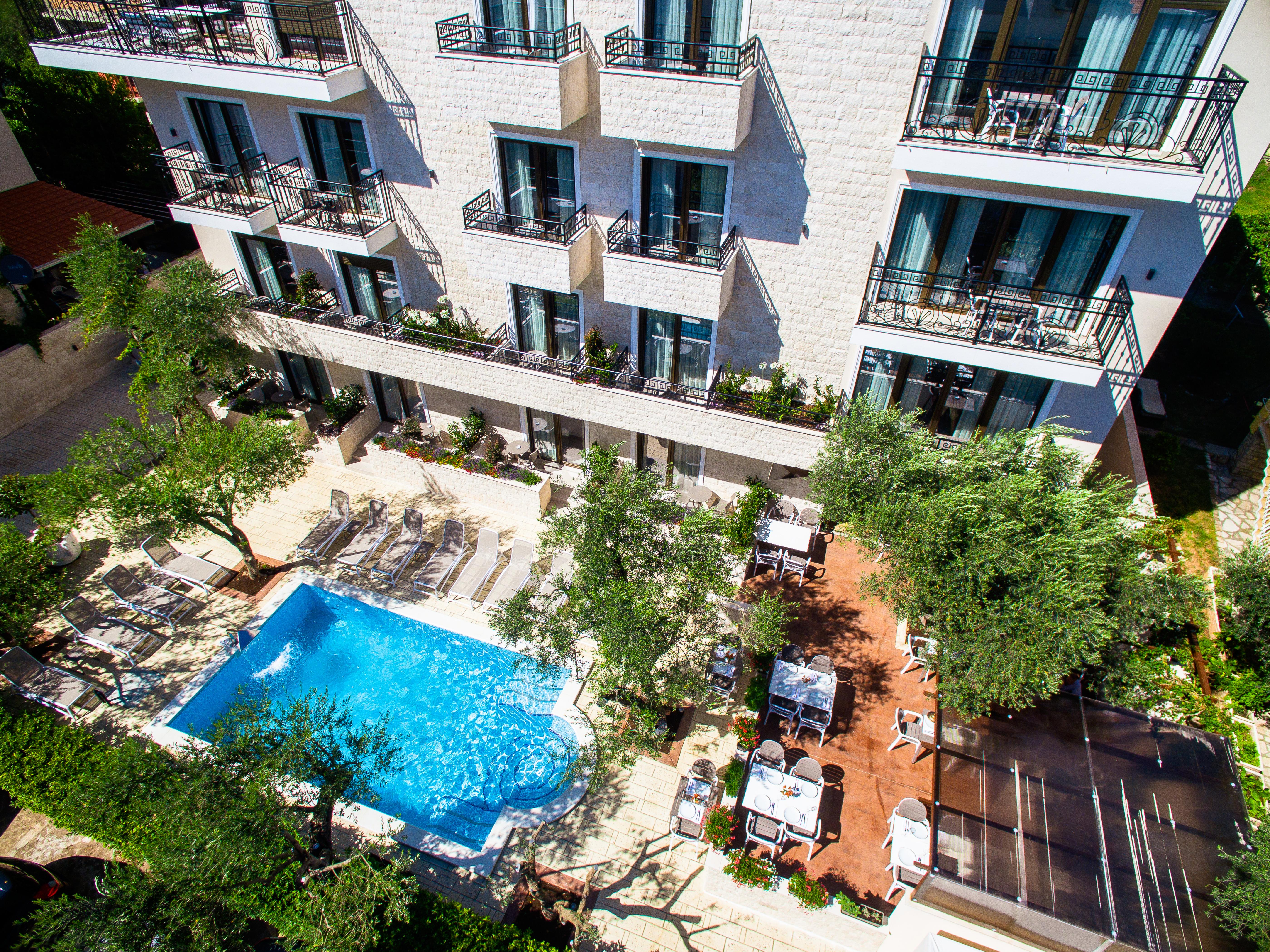 Hotel Harmony By Aycon Petrovac Exterior photo