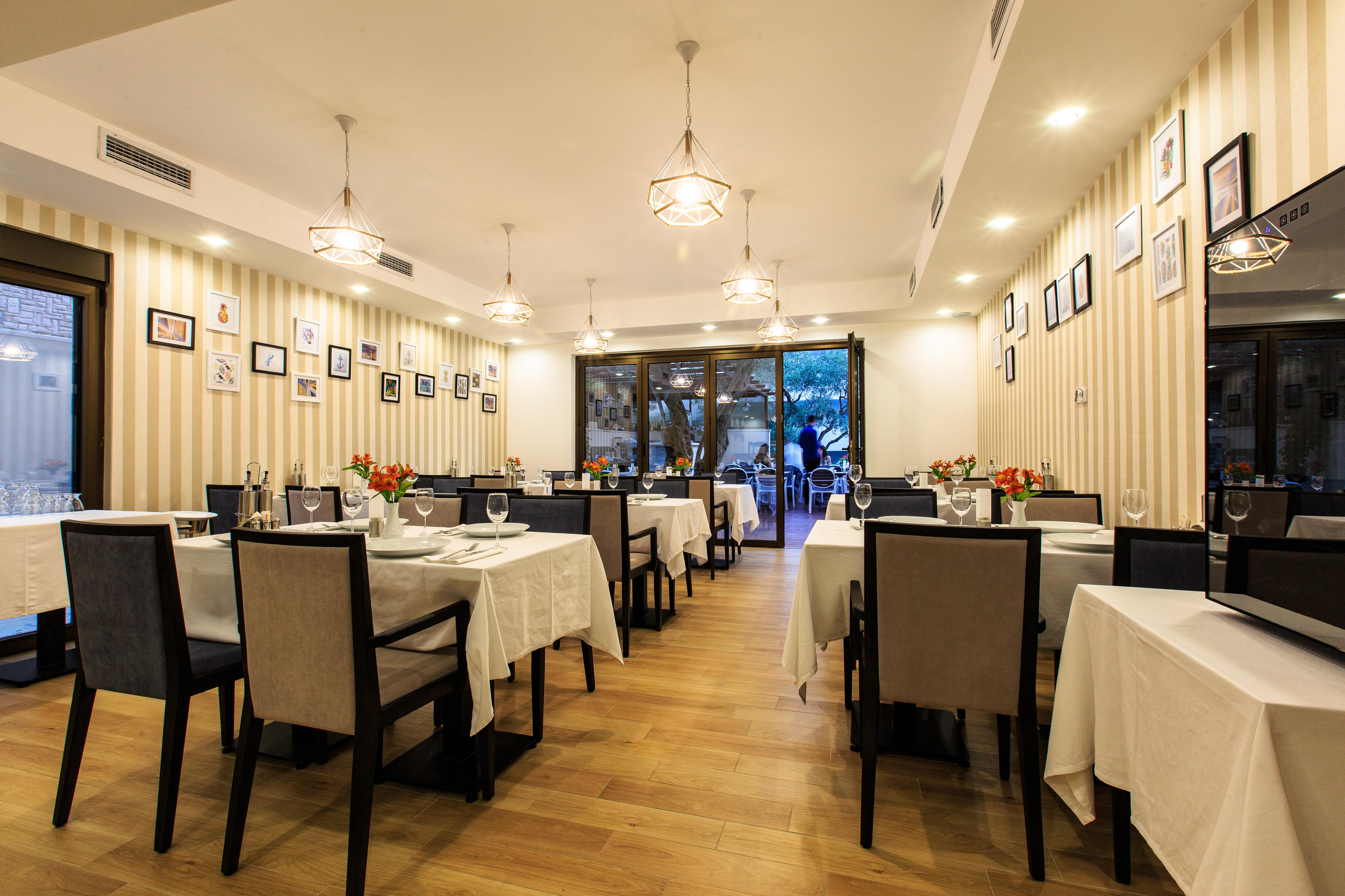 Hotel Harmony By Aycon Petrovac Exterior photo